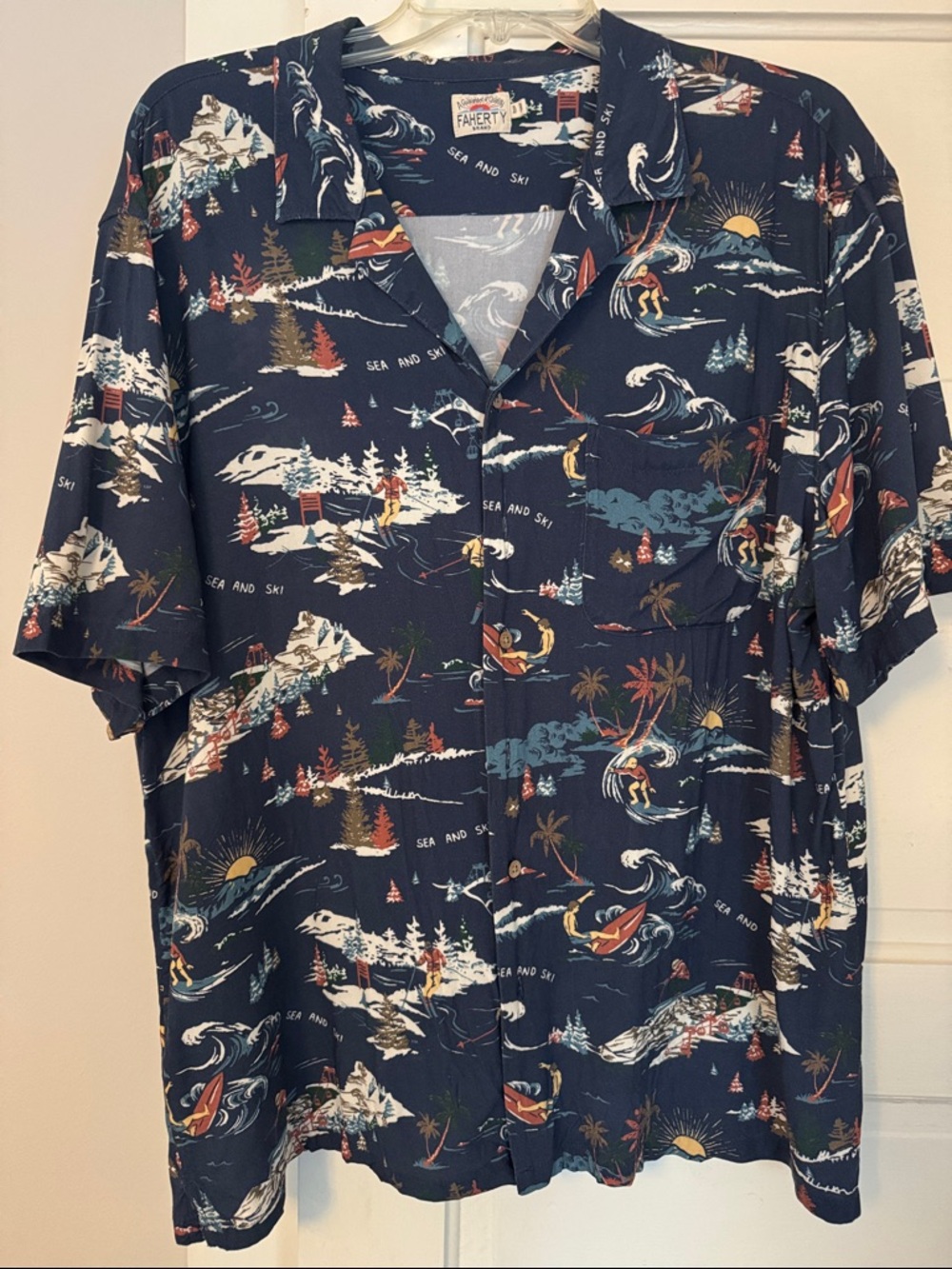 Faherty Navy Camp Shirt with Multicolor Sea & Ski Print